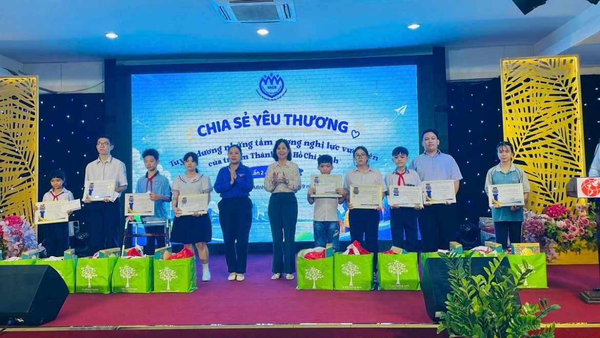 saigon co.op tiep suc nhung tam guong nghi luc vuon len hinh anh 1