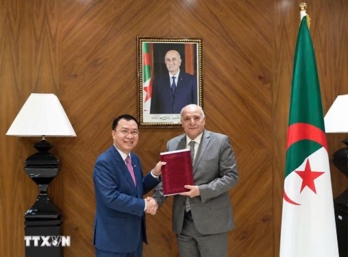 algeria pushes for implementation of commitments, business connectivity picture 1