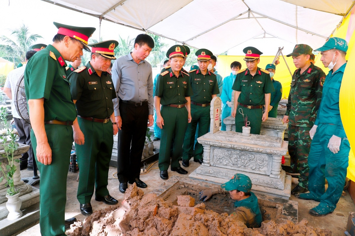 so hoa hanh trinh tim kiem, xac dinh danh tinh liet si hinh anh 1