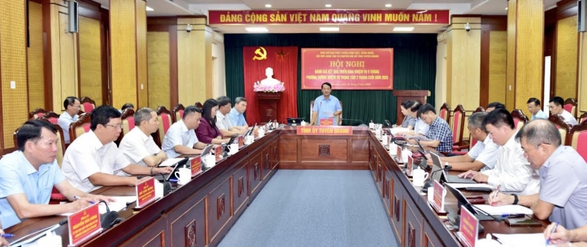 tuyen quang don luc hoan thanh cac nhiem vu chuyen doi so trong tam nam 2026 hinh anh 1