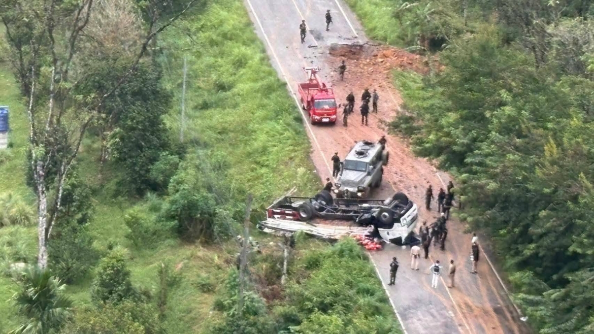 no min tu che, xa sung o narathiwat thai lan khien 18 nguoi thuong vong hinh anh 1