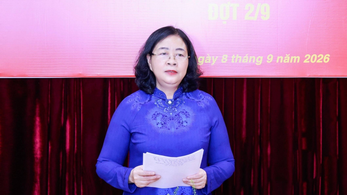 nguyen pho chu tich nuoc nguyen thi doan nhan huy hieu 45 nam tuoi Dang hinh anh 1