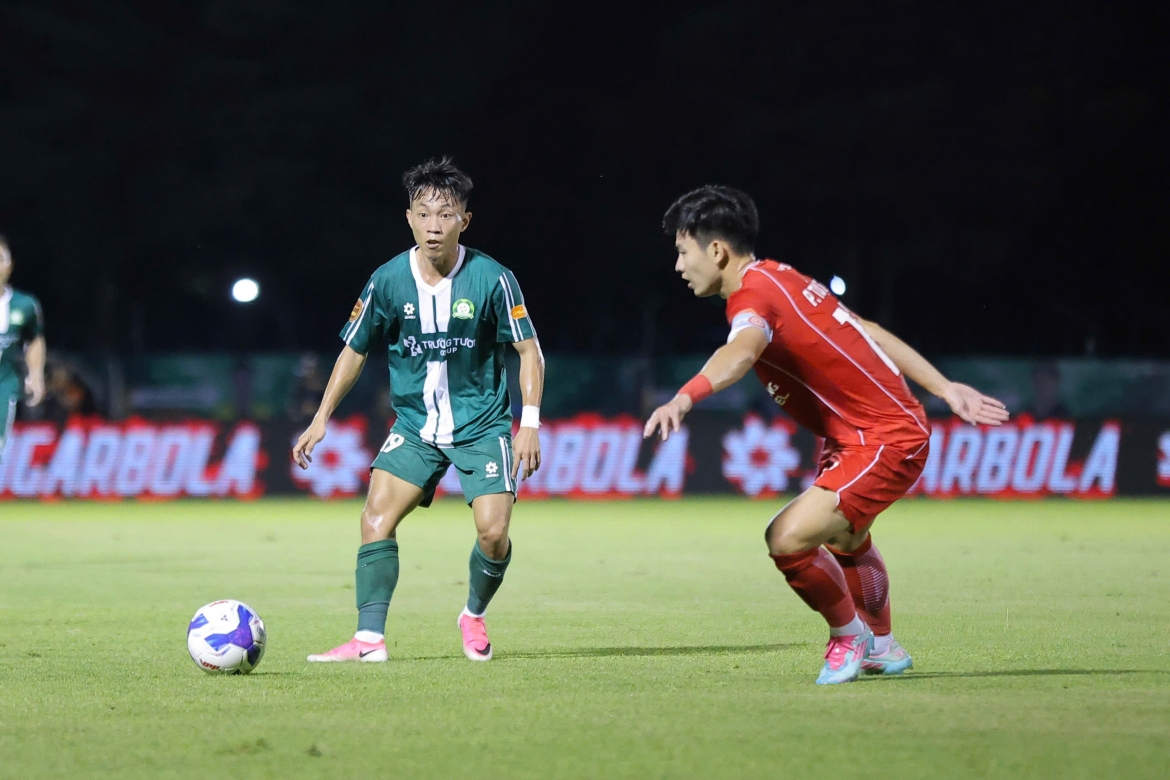 bang xep hang v-league moi nhat Dong nai lo co hoi tao khoanh khac lich su hinh anh 1