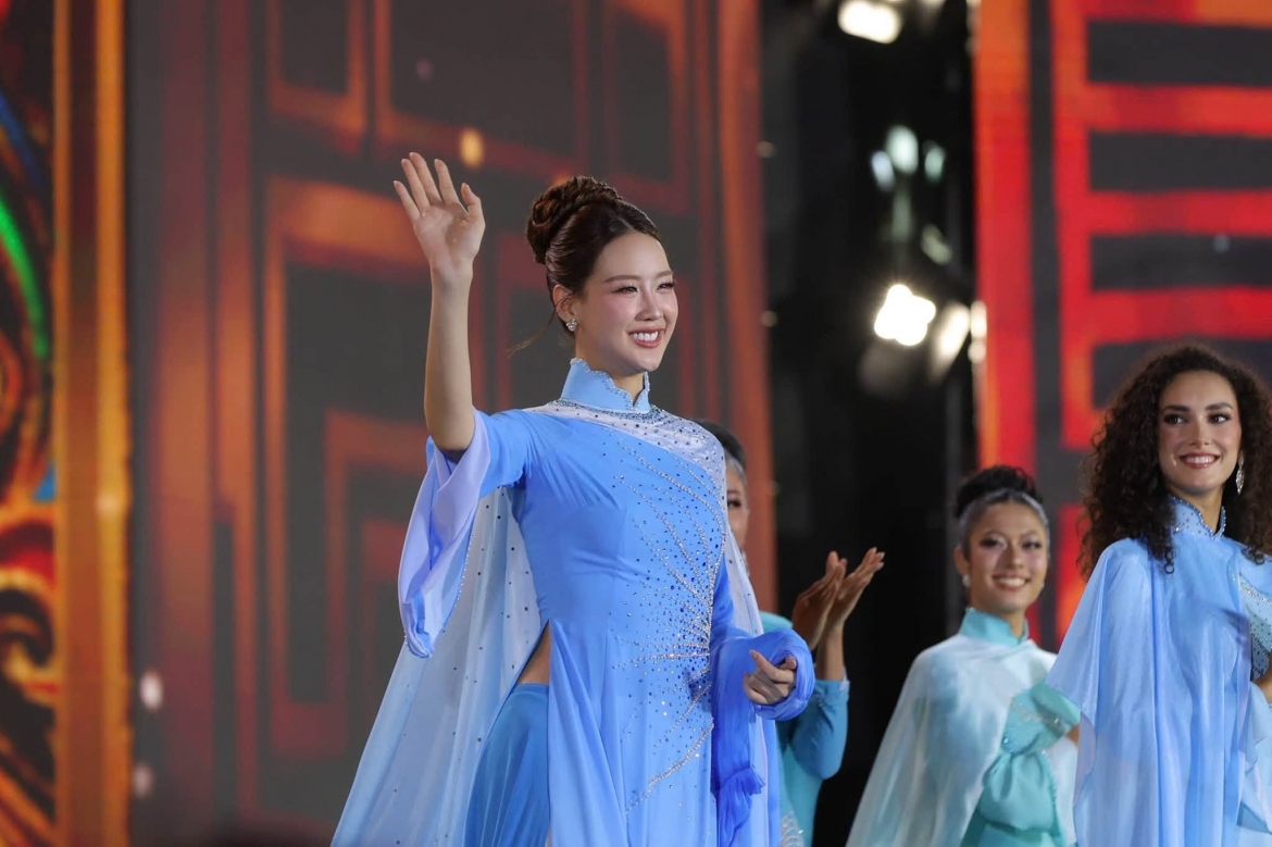 sao viet 6-9 diem my tan huong binh yen, tieu vy hoa co tien xanh hinh anh 7