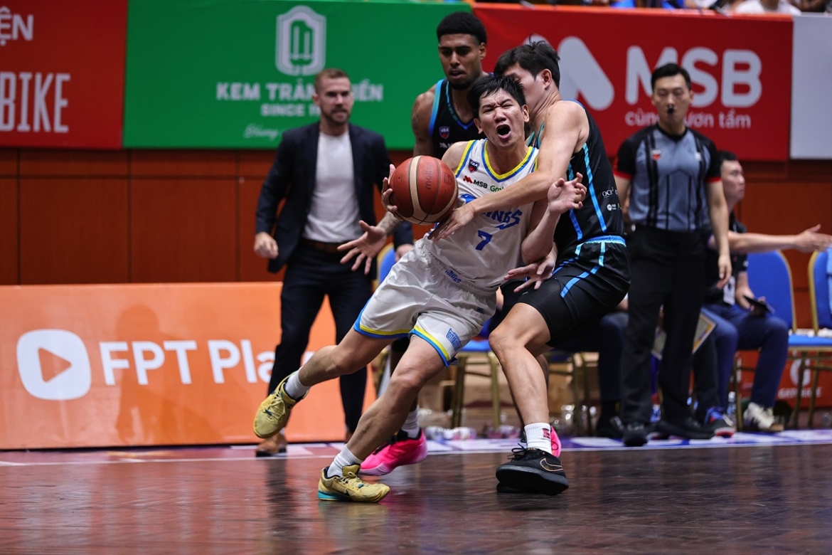 ket qua bong ro hom nay 5 9 hanoi buffaloes thang thuyet phuc o play-off vba hinh anh 1