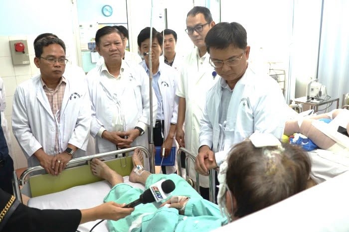 TP.HCM hỗ trợ khẩn cấp nạn nhân vụ hỏa hoạn tại phường Chợ Lớn
