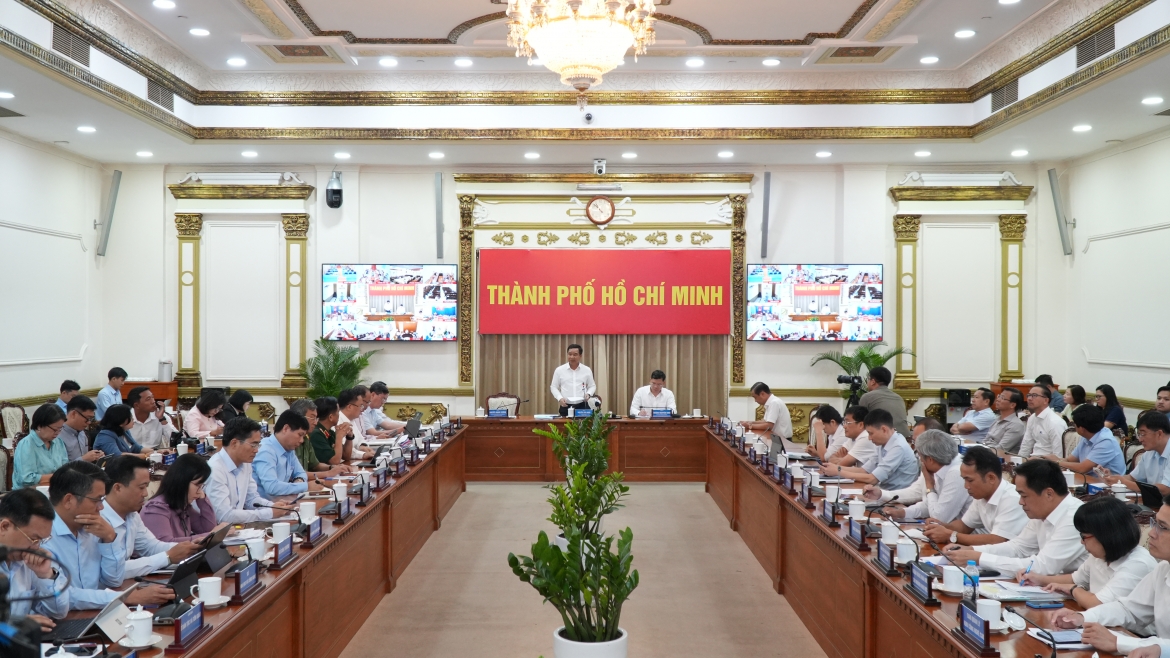 tp.hcm cac don vi giai ngan dau tu cong duoi 70 , thu truong khong dat xuat sac hinh anh 3