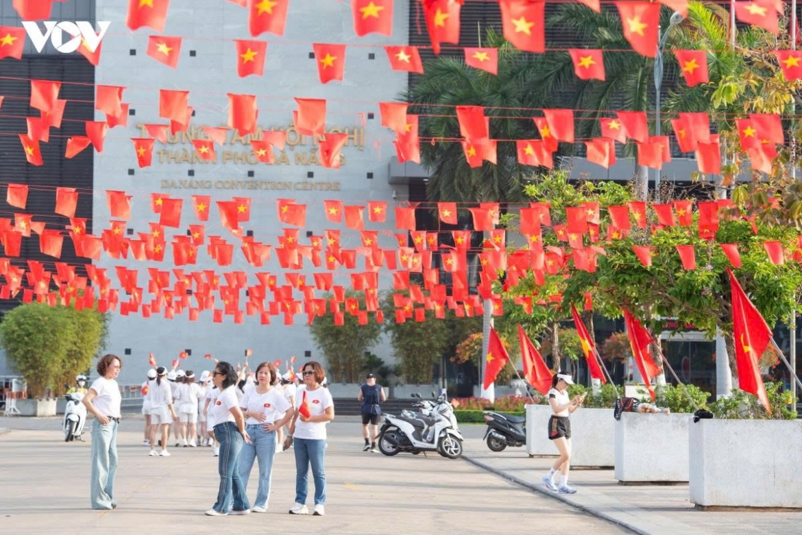 ky cuong cong vu tu duong ray van hanh den thuoc do niem tin cua nhan dan hinh anh 1