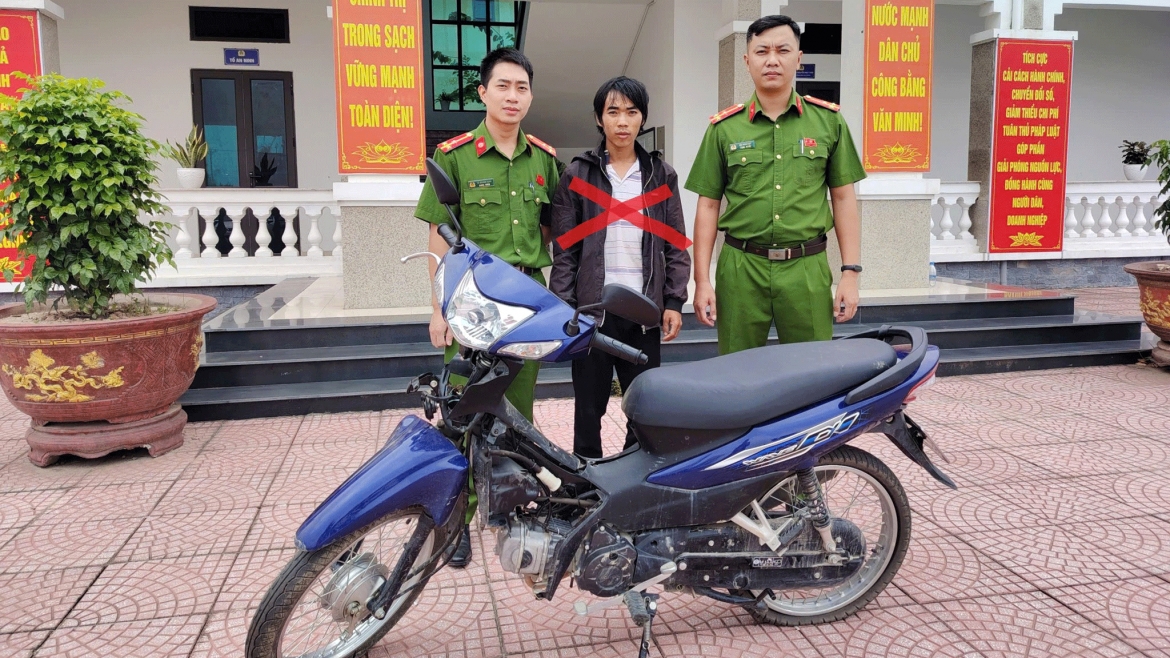 Đang tuần tra, Công an Hải Phòng bắt đối tượng trộm xe máy