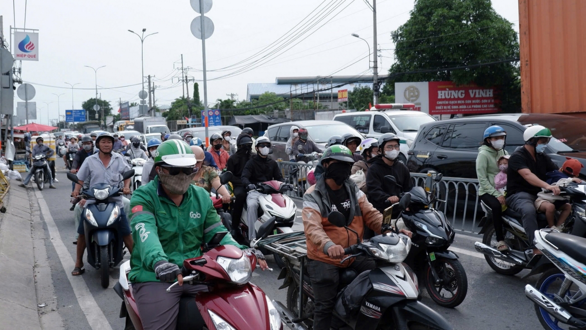 nguoi dan bat dau do ve tp.hcm sau ky nghi le quoc khanh 2 9 hinh anh 6
