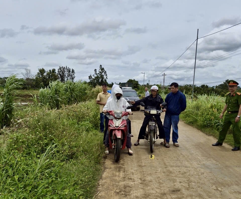 cong an Dak lak khoi to, bat giam doi tuong gay ra 2 vu cuop lien tiep rang sang hinh anh 2