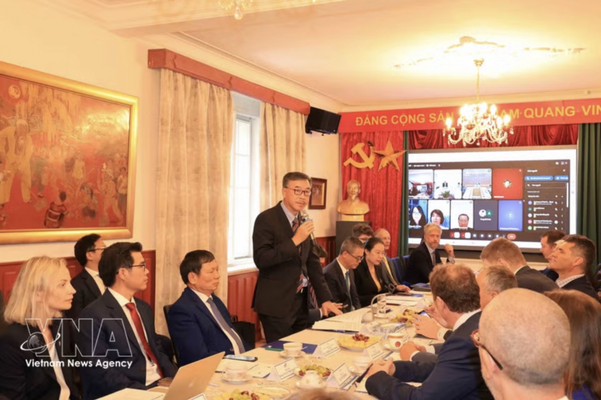 vietnam, czech republic expand cooperation in education, science, technology picture 1