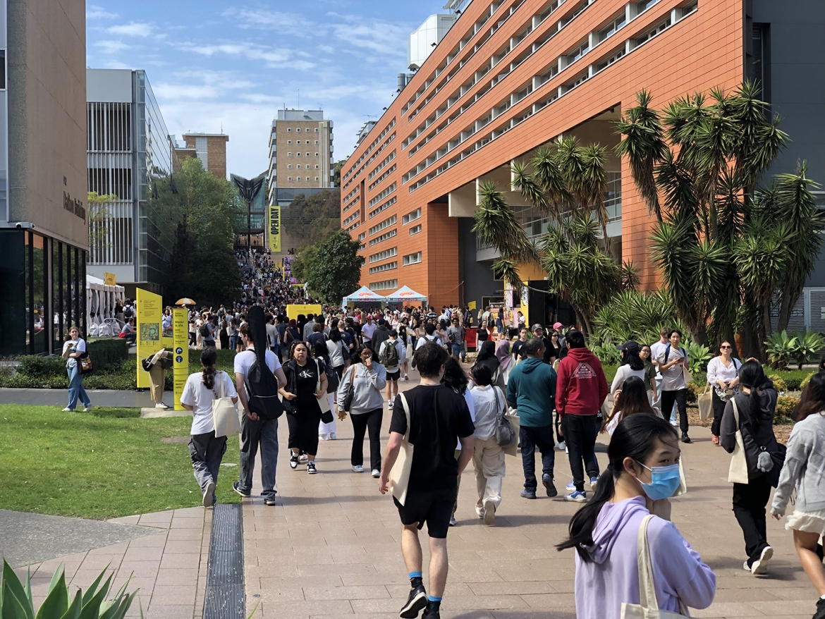 Hai đại học Australia cho phép sinh viên sử dụng AI trong học tập