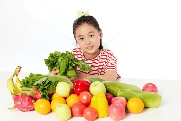 Trẻ dậy thì sớm nên ăn gì? Những điều bố mẹ cần biết