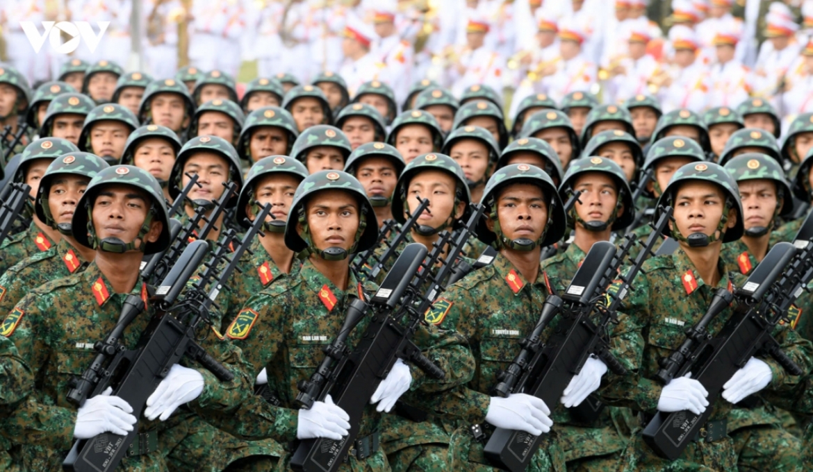 Nghị quyết số 22-NQ/TW: Không để phát triển đi trước, an ninh theo sau