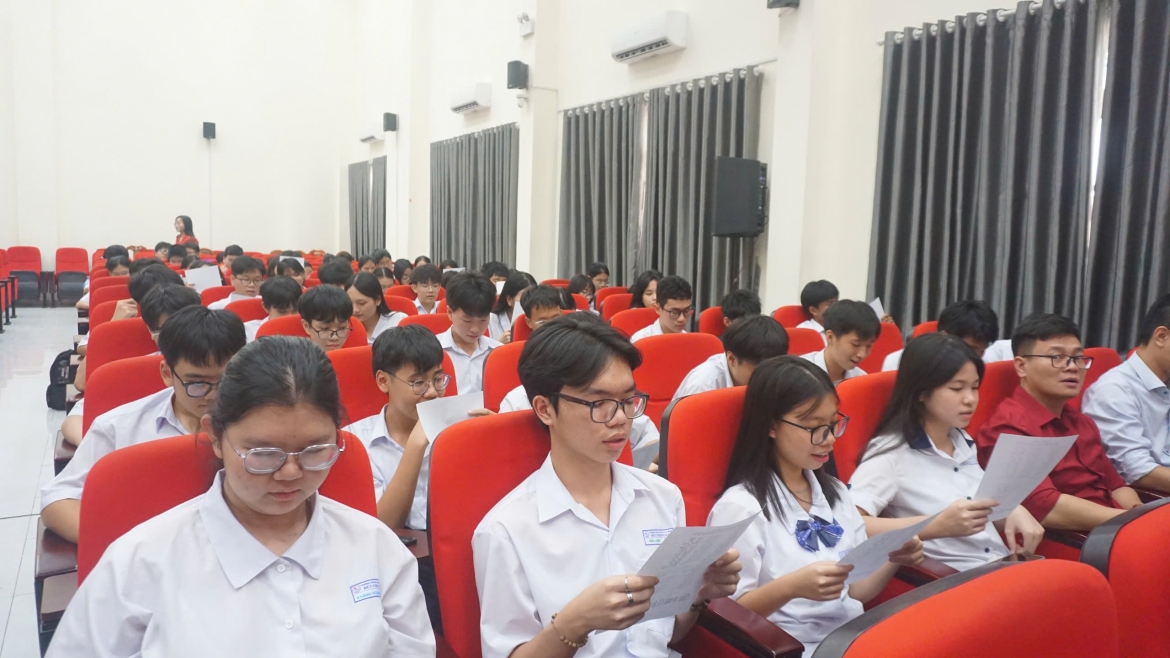 Trường học đầu tiên ở TP.HCM đưa Đờn ca tài tử vào tiết học