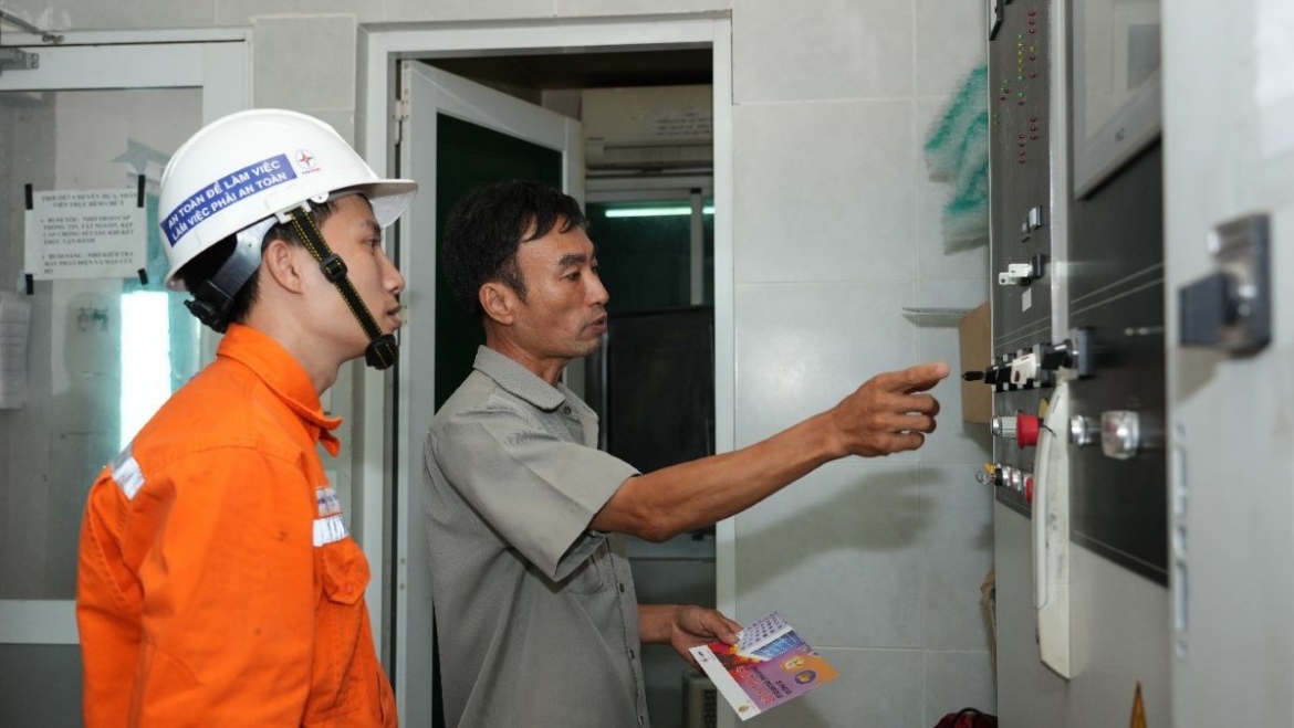 trien khai nhieu giai phap an dam bao an toan dien mua mua bao hinh anh 3