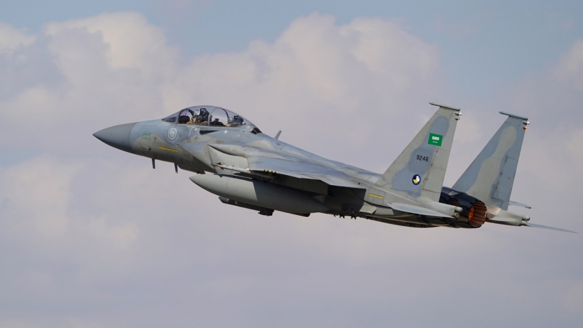 houthi tuyen bo ban ha tiem kich f-15 cua saudi arabia hinh anh 1
