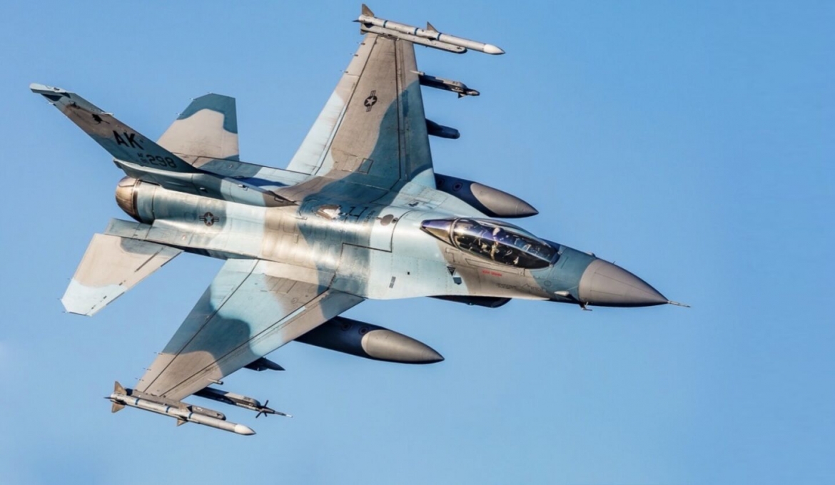 f-16g co the tro thanh tru cot moi cua khong quan my hinh anh 1