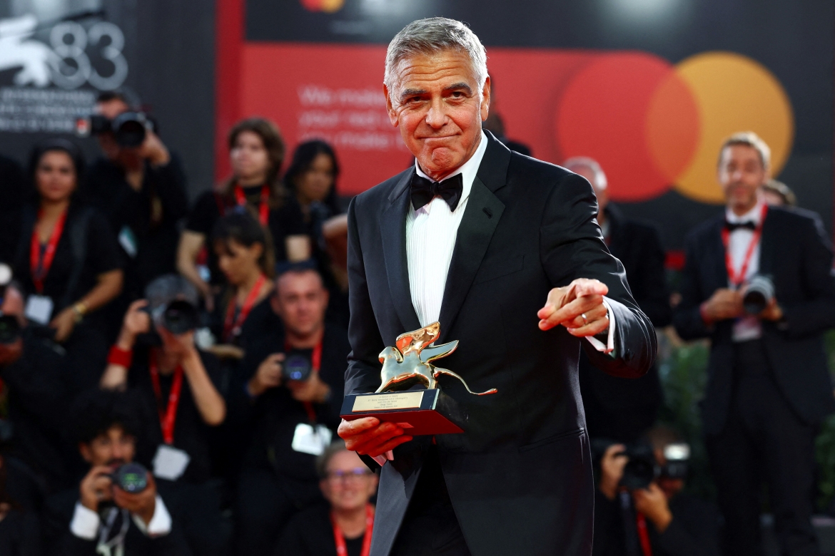 george clooney 45 nam dien anh va mot dem dang nho o venice hinh anh 1