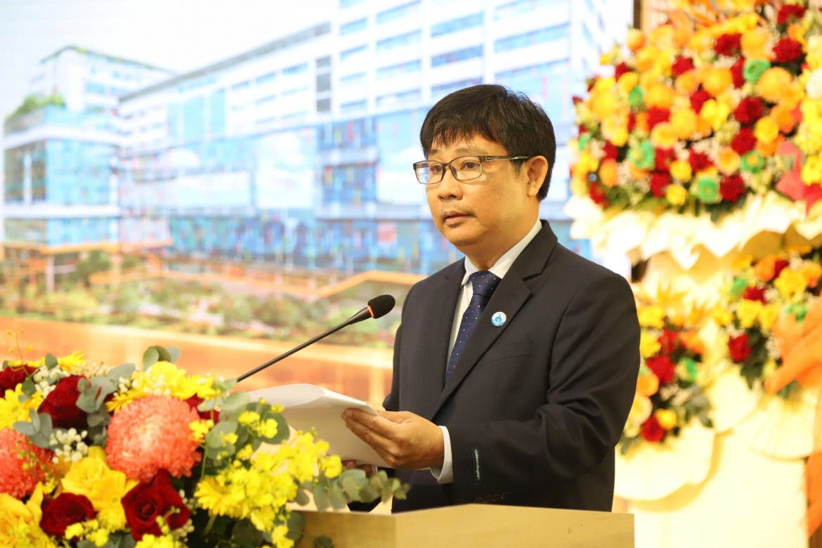 benh vien nhi dong 1, tp.hcm nhan anh hung lao dong lan thu 2 hinh anh 2