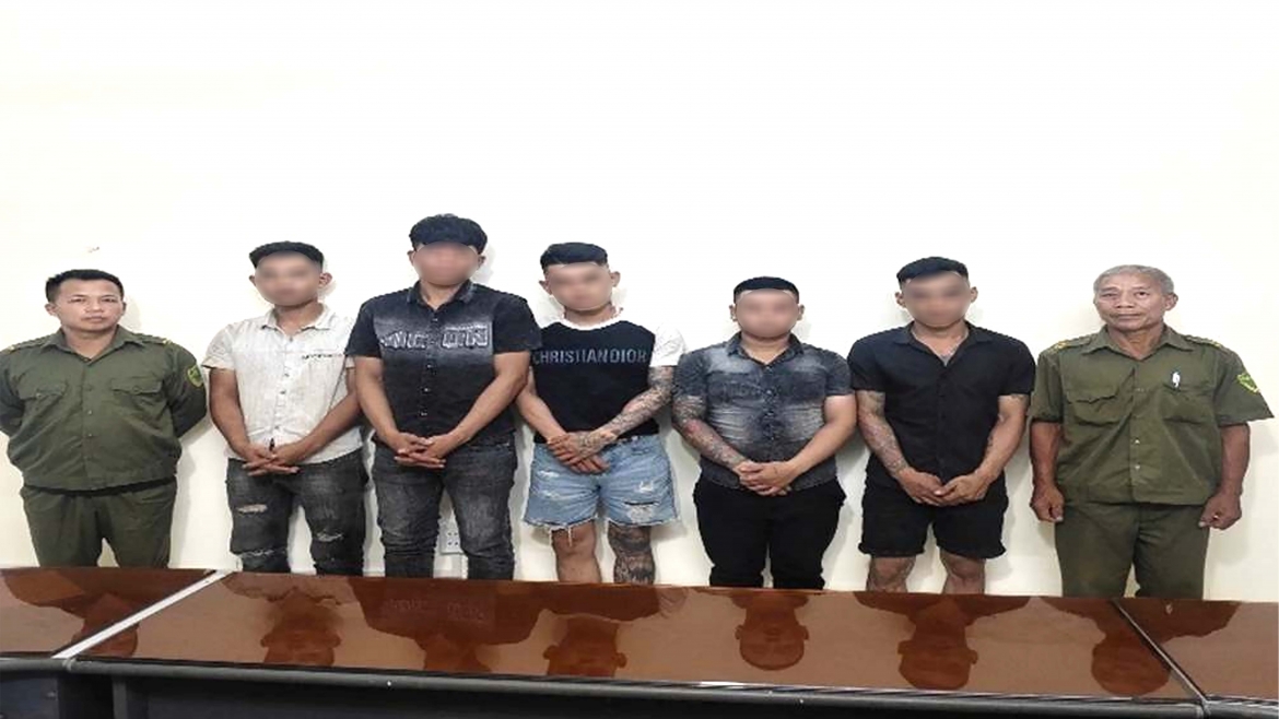 khoi to 5 doi tuong gay roi trat tu cong cong o ha noi hinh anh 1