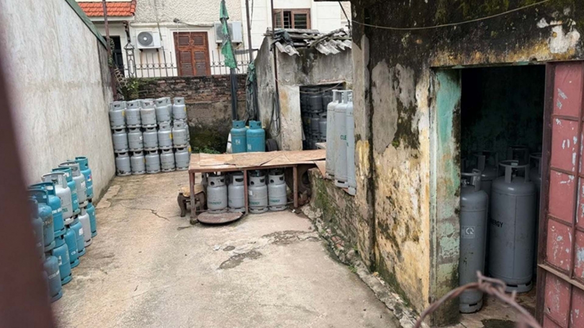 ha noi phat hien nhieu co so san chiet gas trai phep, gas gia hinh anh 3