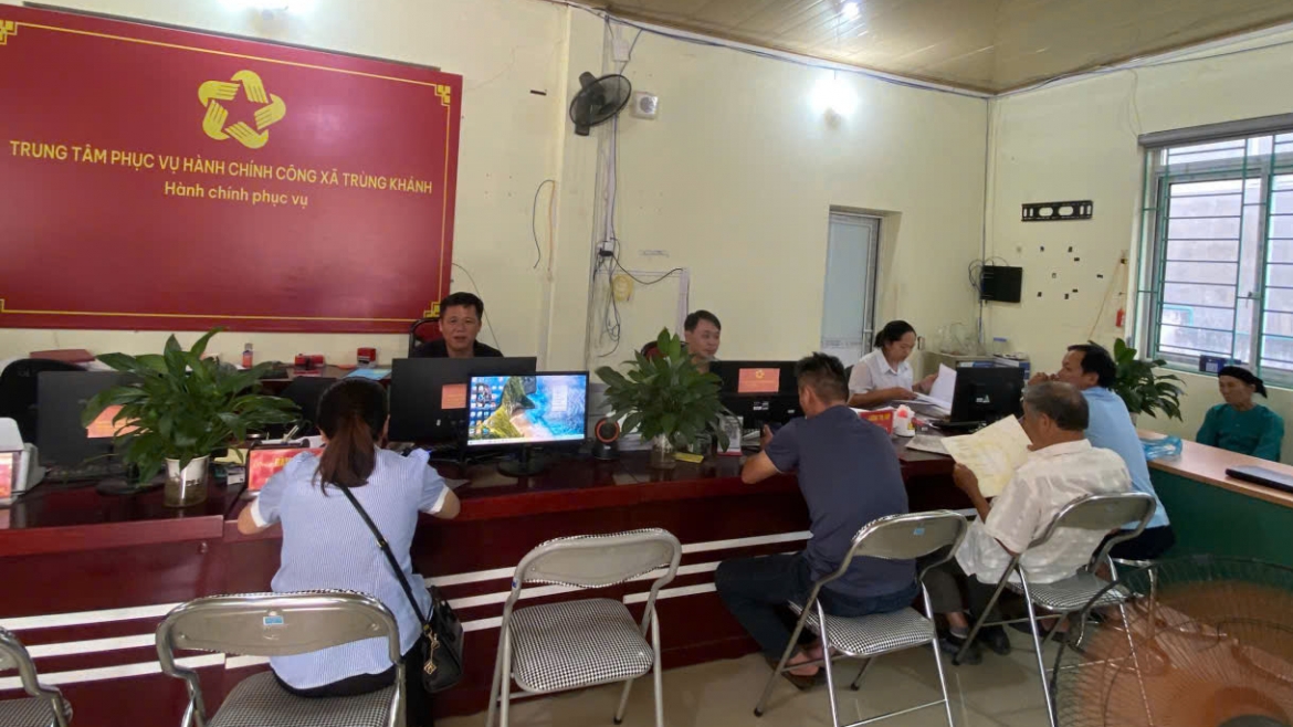 ky cuong cong vu tu duong ray van hanh den thuoc do niem tin cua nhan dan hinh anh 3
