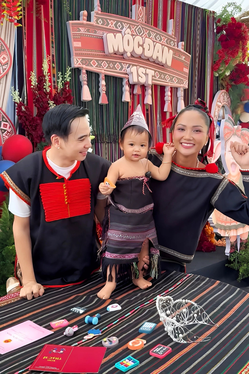 sao viet 18-9 h hen nie dai 81 mam co mung thoi noi con gai hinh anh 1