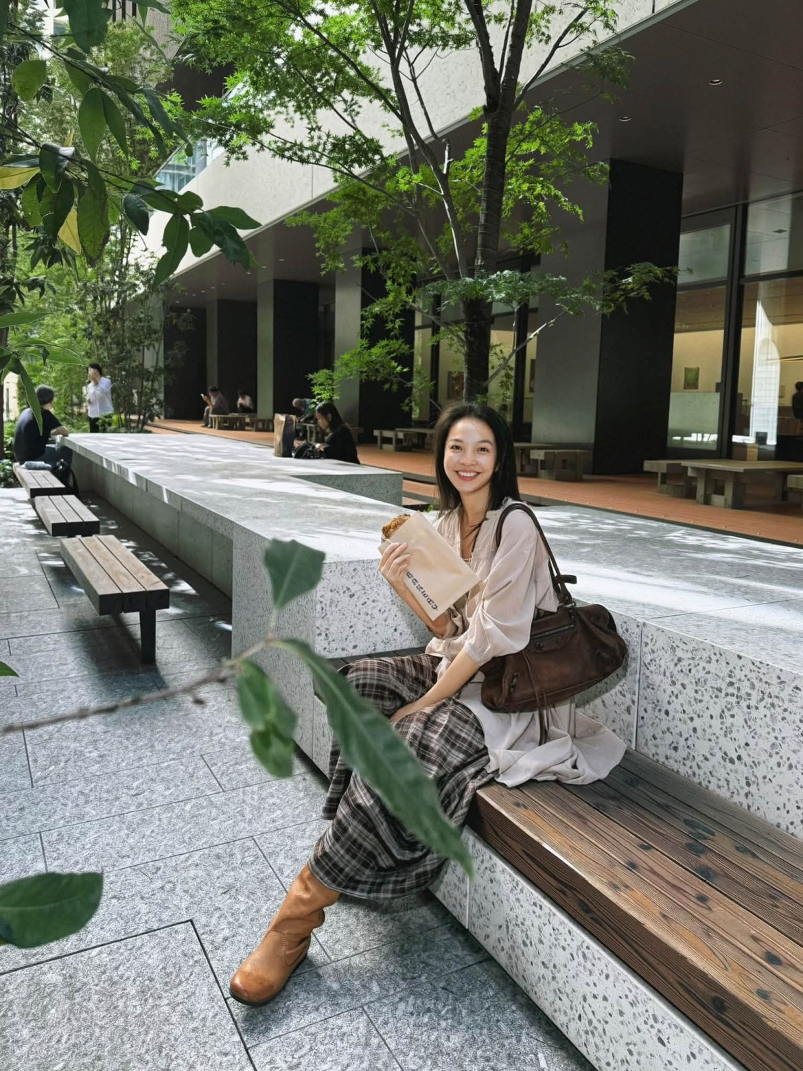 sao viet 26 9 ngoc trinh don tuoi moi, ho ngoc ha khoe visual cuon hut hinh anh 10