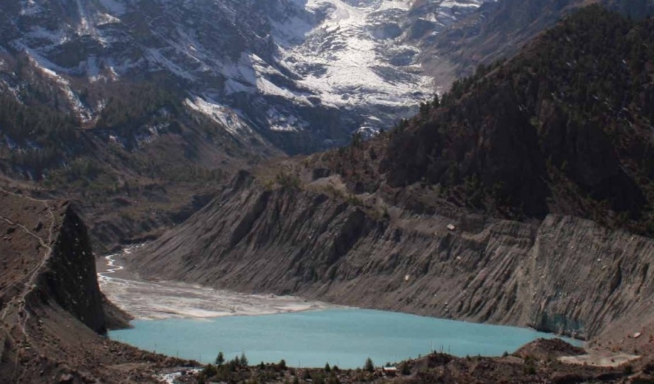 nepal rut nuoc tai 4 ho bang - chuyen gia canh bao chua du giam nguy co lu hinh anh 1