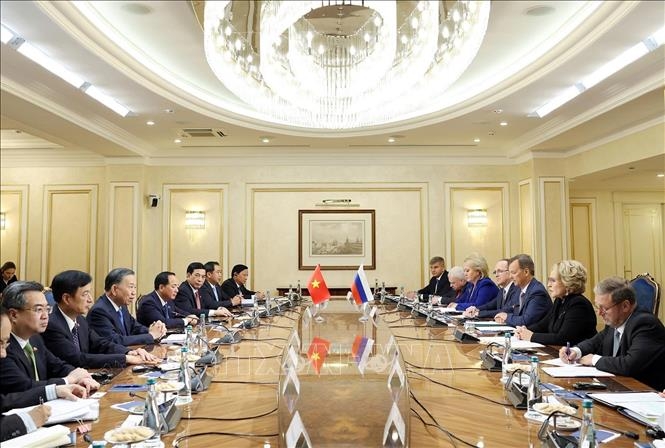 tong bi thu, chu tich nuoc to lam hoi kien chu tich hoi dong lien bang nga v. matvienko hinh anh 2