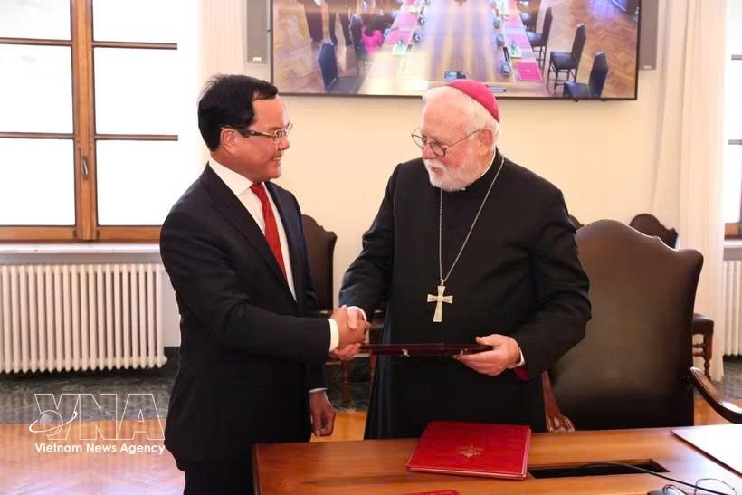 vietnam, holy see step up exchanges, cooperation picture 1