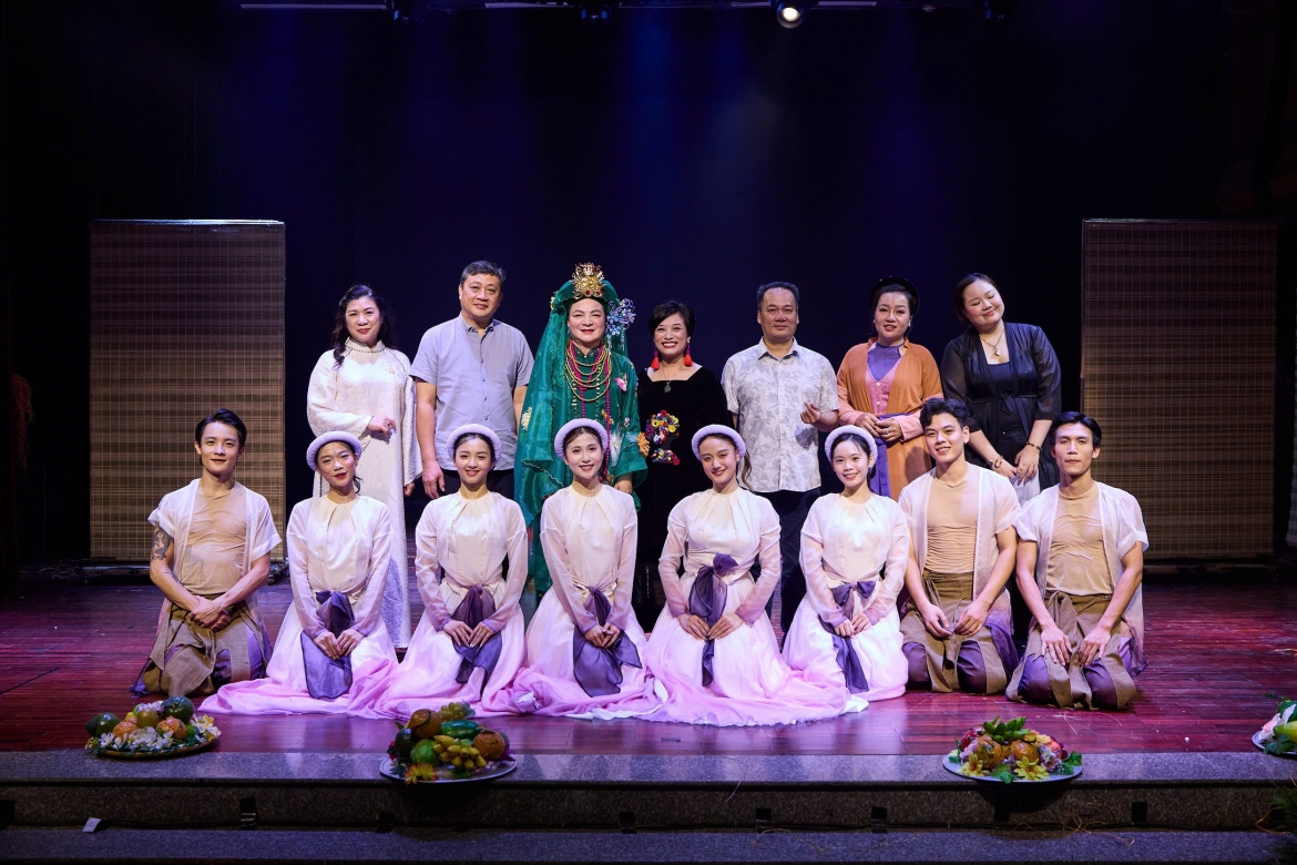  nhung lop phu sa hanh trinh tu mot giot nuoc den ky uc van hoa bac bo hinh anh 5