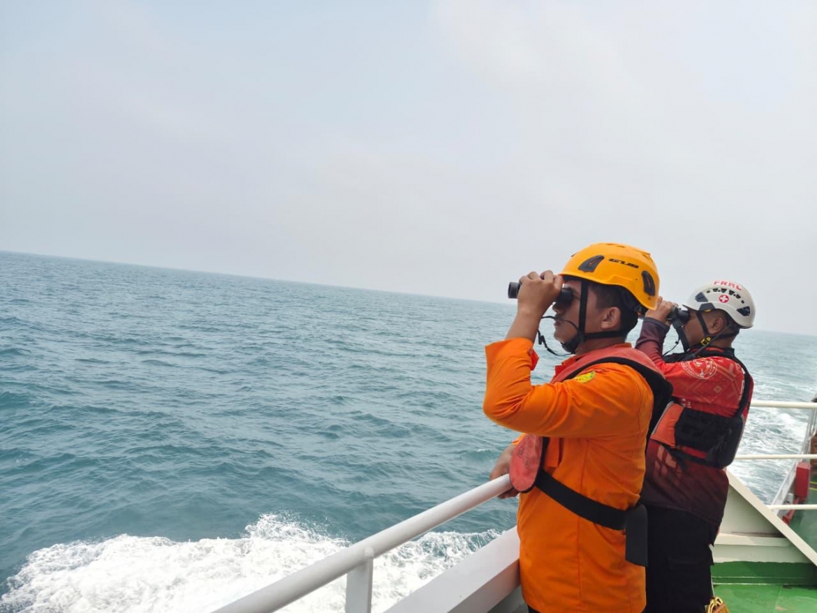 indonesia tich cuc tim kiem tau cho 243 nguoi mat lien lac hinh anh 1