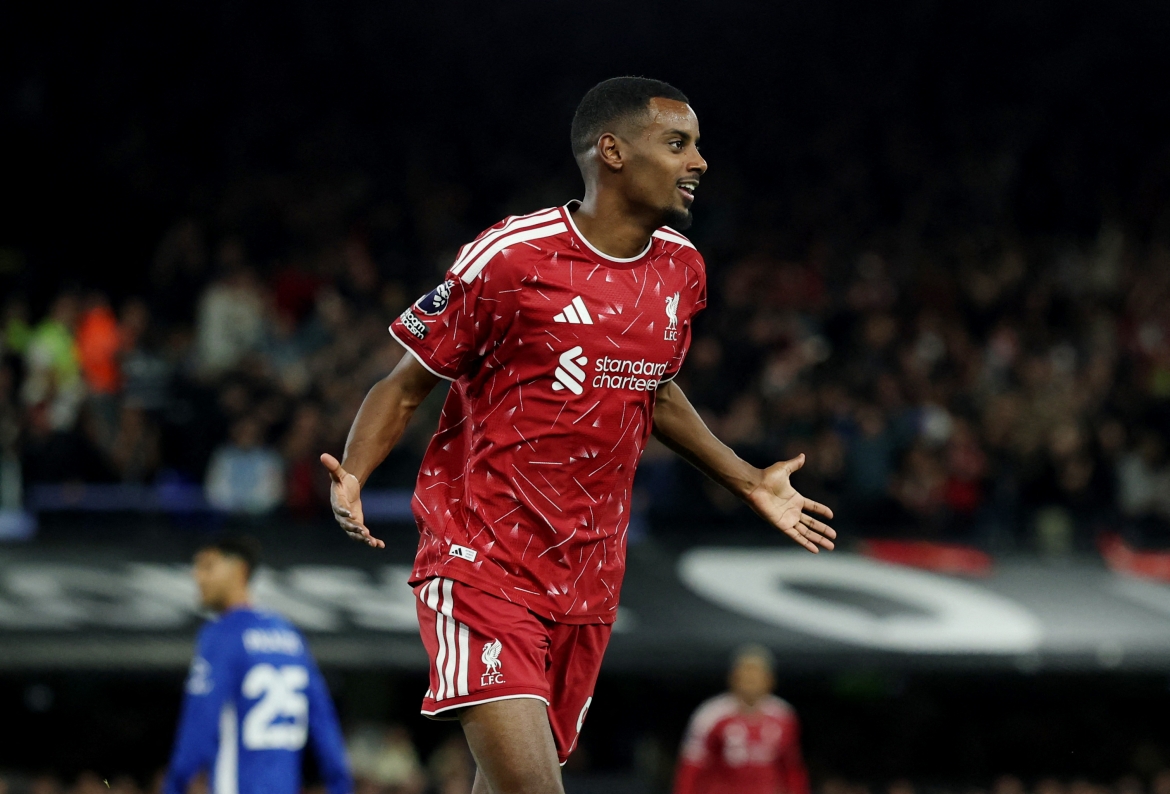 truc tiep ipswich 0-2 liverpool hiep 2 bat dau hinh anh 6