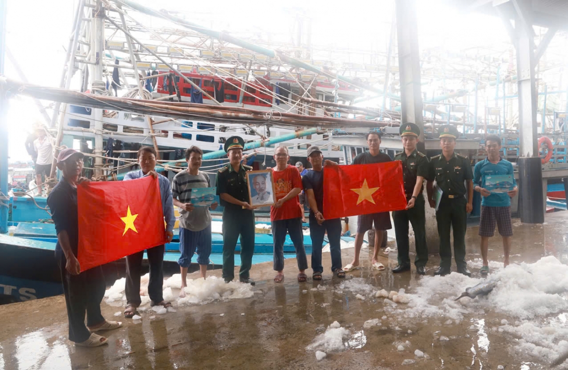 khanh hoa siet chat quan ly, ngan nguy co vi pham iuu hinh anh 4