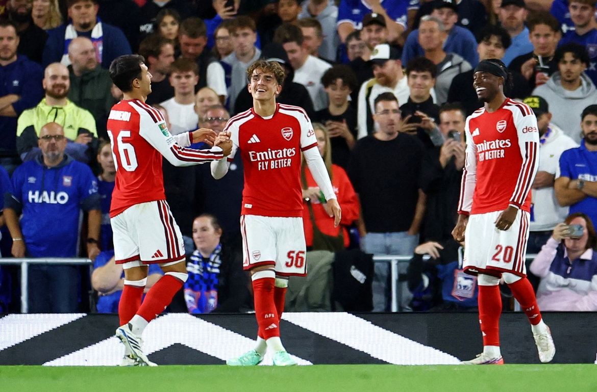 ket qua bong da hom nay 16 9 arsenal va liverpool thang de o cup lien doan anh hinh anh 2