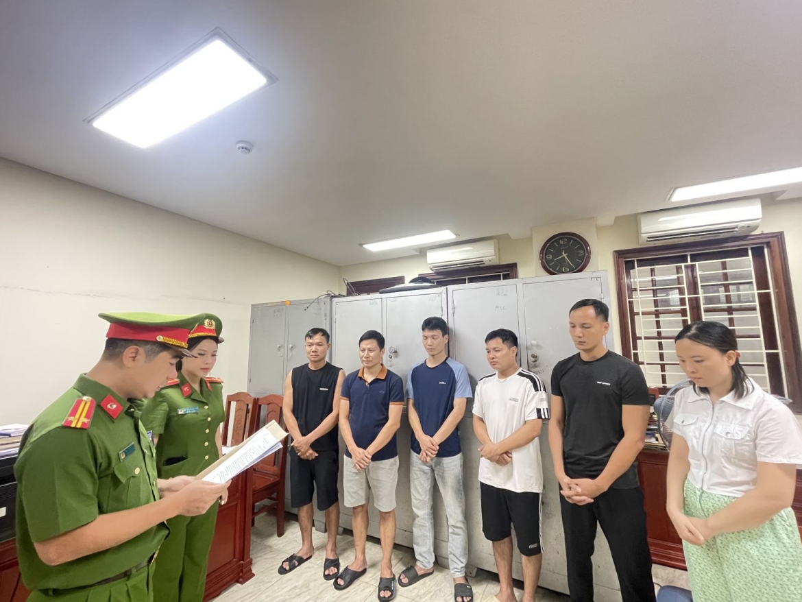thanh hoa khoi to vu san xuat, buon ban muc in gia hinh anh 1