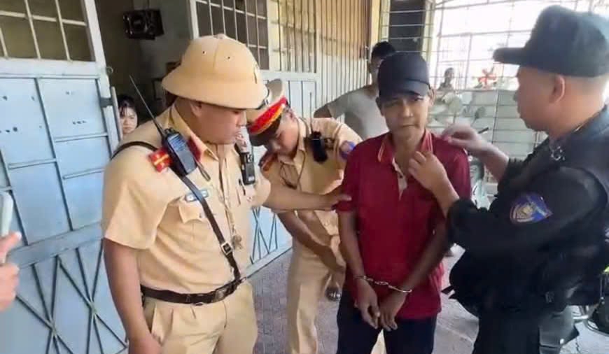 Bắt giữ lái xe khách dương tính với ma túy khi tham gia giao thông