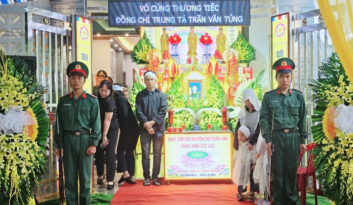 Dong doi, nguoi than doi mua tien biet trung ta tran van tung tu nan khi cuu dan hinh anh 10