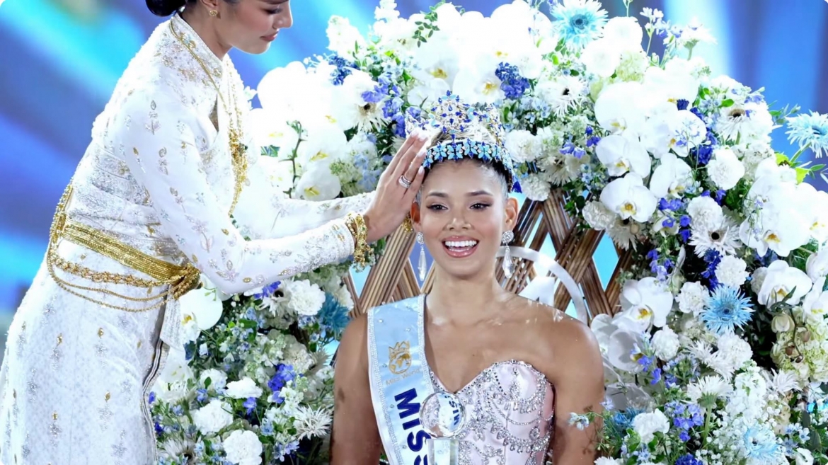 nhan sac co giao 24 tuoi vua dang quang miss world 2026 tai viet nam hinh anh 2
