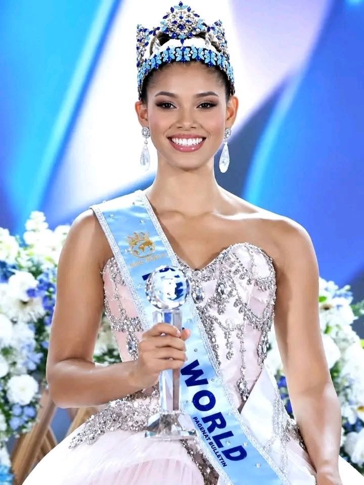 nhan sac co giao 24 tuoi vua dang quang miss world 2026 tai viet nam hinh anh 1