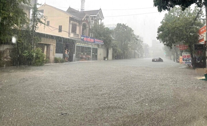 vi sao vinh xuat hien mua lon ky luc trong hon 40 nam hinh anh 1