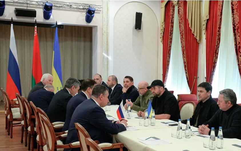 Nga không loại trừ khả năng nối lại đàm phán ba bên về Ukraine