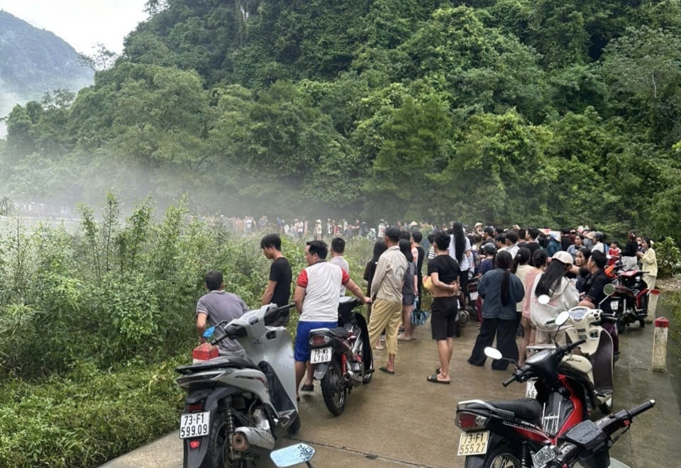 nam sinh lop 10 o quang tri bi lu cuon mat tich khi di vot cui hinh anh 1