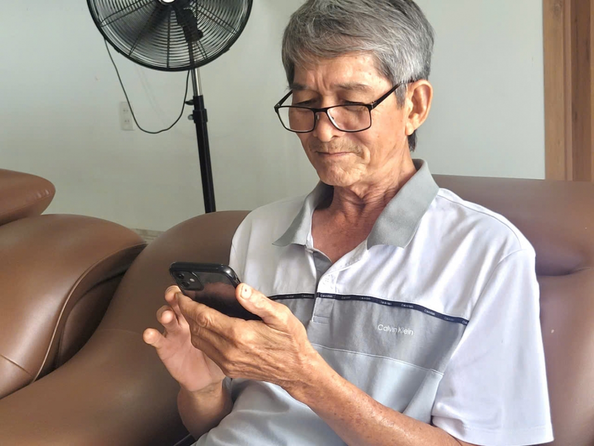mot nong dan tinh Dong thap lam giau tu nuoi ga trong phong lanh hinh anh 4