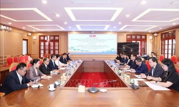vietnam, laos boost ideological cooperation, cadre exchanges picture 1