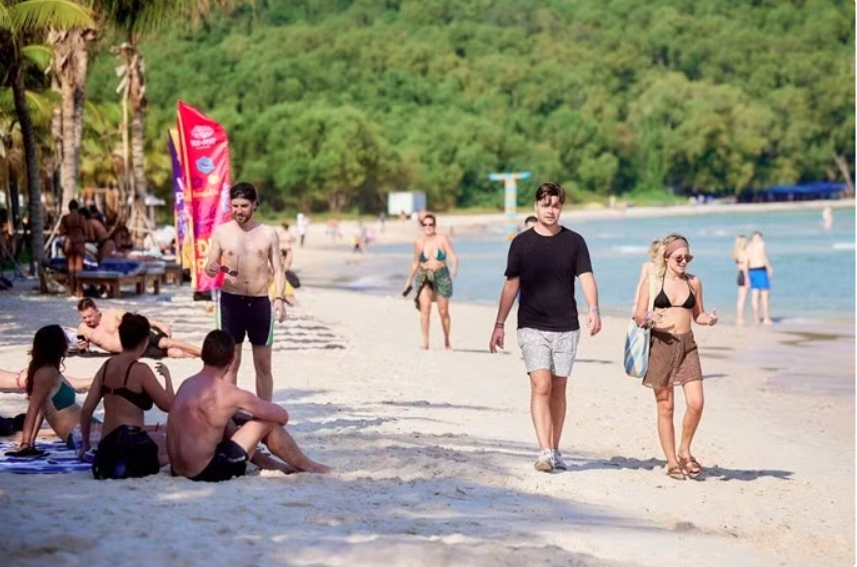 phu quoc experiencing a tourism boom from asia to the west picture 1