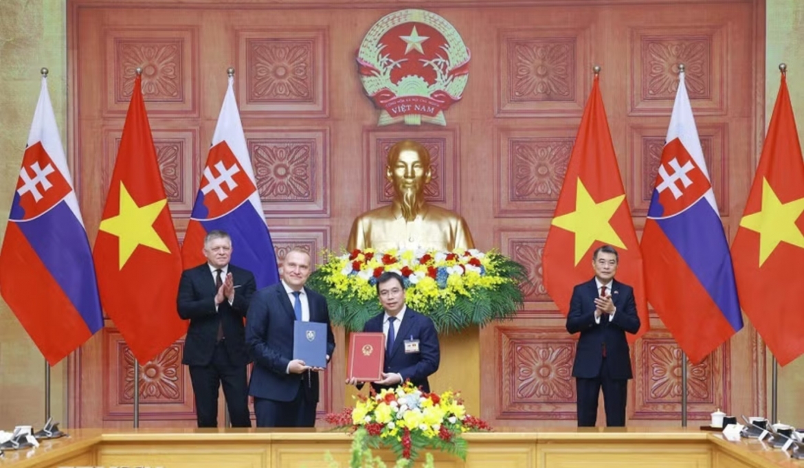 upgraded bilateral ties open new space for vietnam-slovakia cooperation picture 1